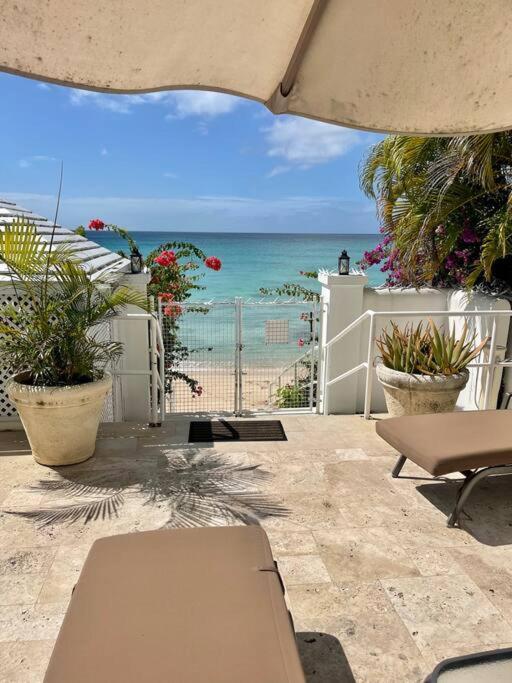 Bianca Bay 3 Bedroom West Coast Beach Front Villa Сент-Джеймс Экстерьер фото